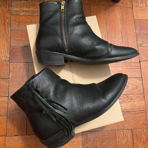 Moss Copenhagen Black Leather Tassel Ankle Booties - Picture 3 of 9